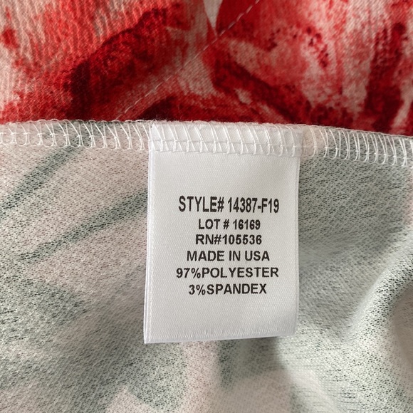 NEW Slinky Brand Beautiful Floral Jacket. Open front Relaxed sizesmall. - Picture 4 of 5